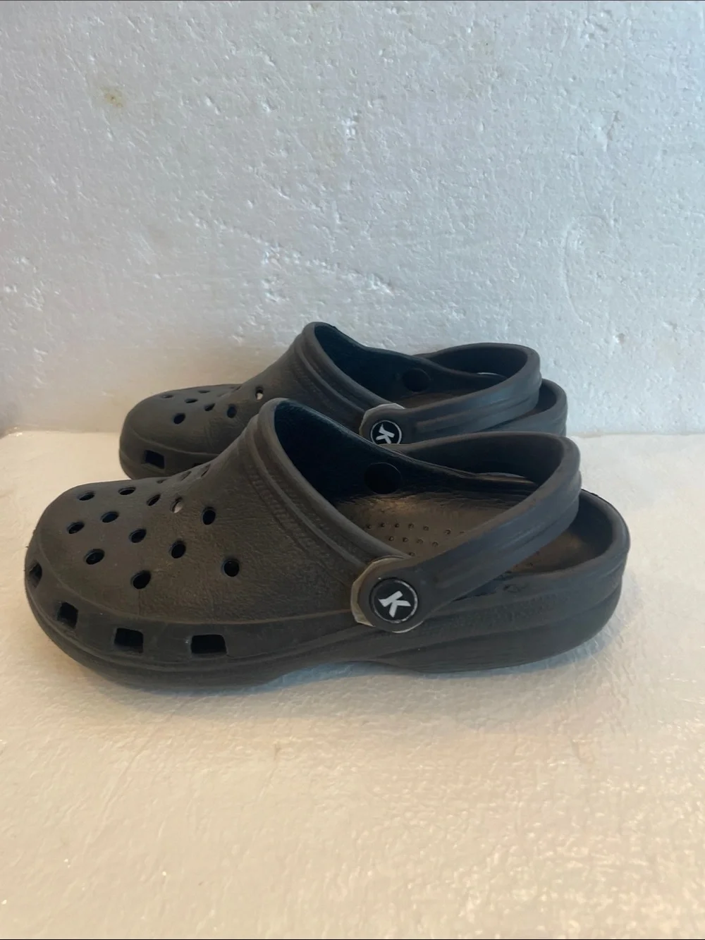 Komodo water shoes slip on Comfort rubber Clogs Black size S womens 6 7 mens 4 5